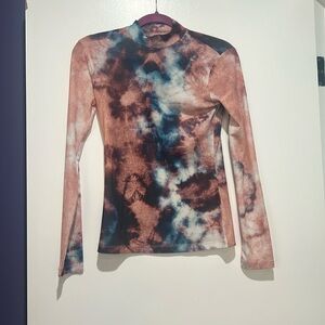 Bardot size NWOT  S tie due lock turtle neck top